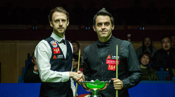 Judd Trump i Ronnie O'Sullivan przed finałem Shanghai Masters 2017 (fot. World Snooker)